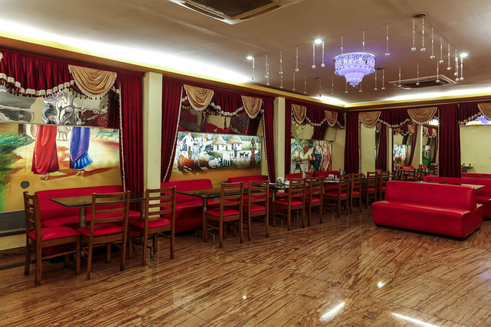 ホテル Treebo Trip Grand Regency バンガロール エクステリア 写真